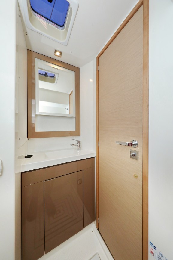 Image of Poco Loco yacht #38