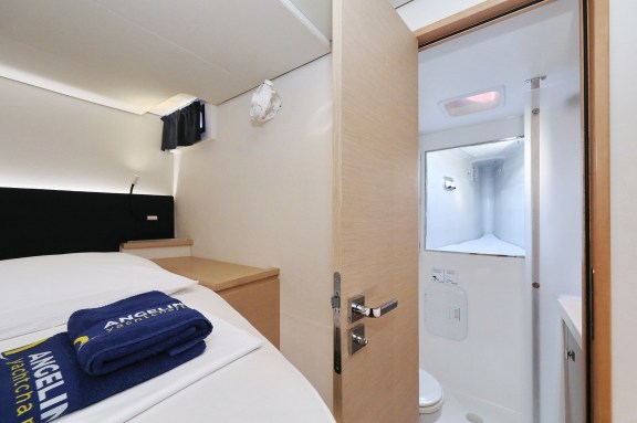 Image of Poco Loco yacht #46