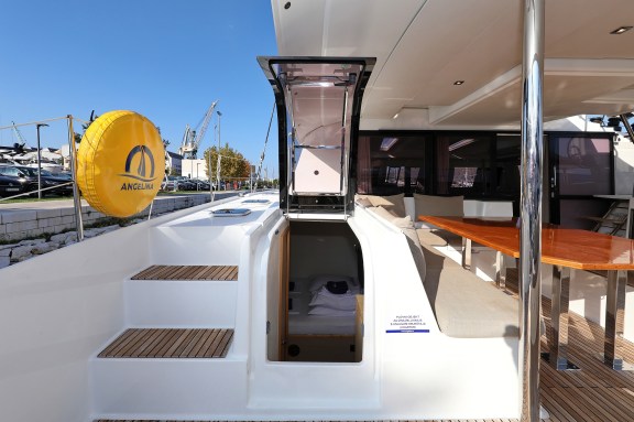 Image of Poco Loco yacht #48