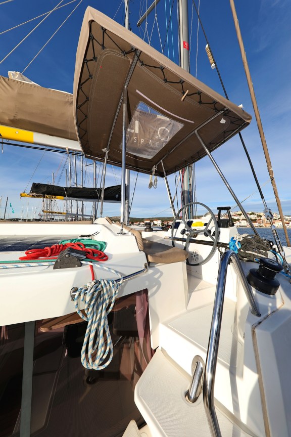 Image of 4 You & Me yacht #4