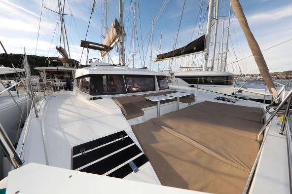 Image of 4 You & Me yacht #9