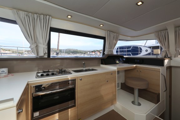 Image of 4 You & Me yacht #14