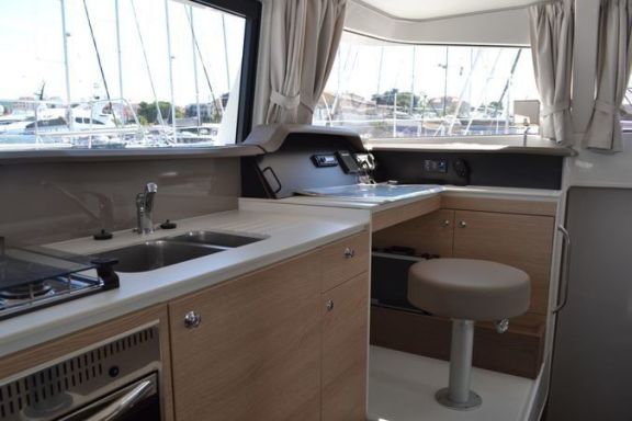 Image of 4 You & Me yacht #11