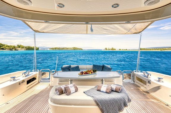 Image of Sol yacht #7