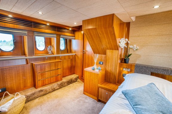 Image of Sol yacht #20