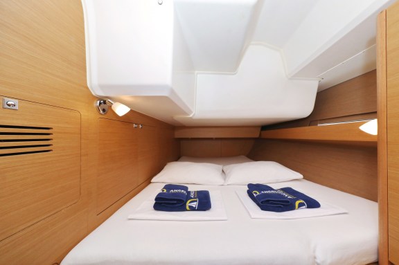 Image of Ocean Tango yacht #26