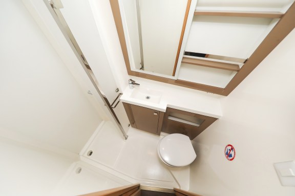 Image of Tamara V yacht #37