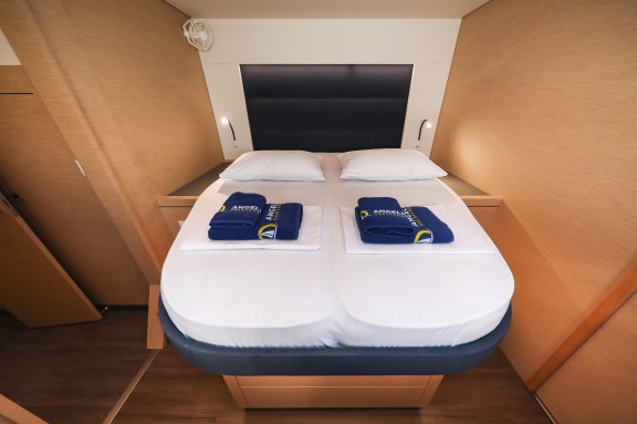 Image of Nina V yacht #26