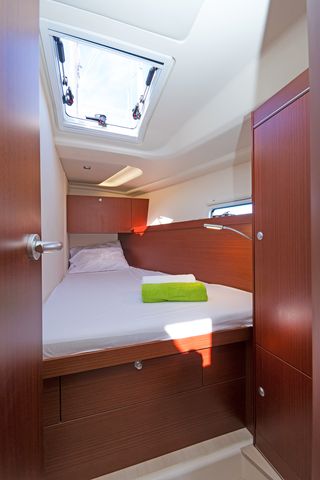 Image of Caitlin of Lorne yacht #7