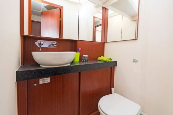 Image of Caitlin of Lorne yacht #8