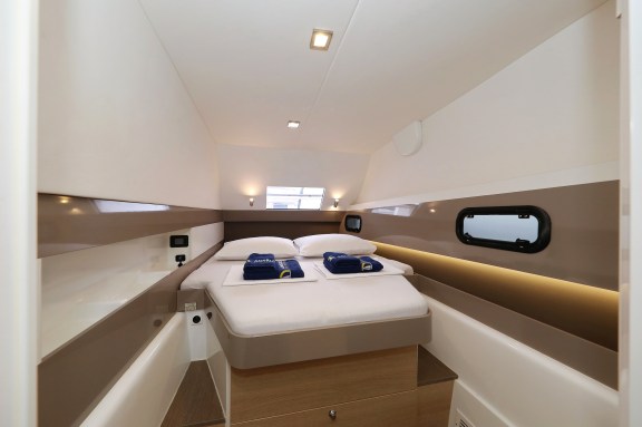 Image of Tisia yacht #24