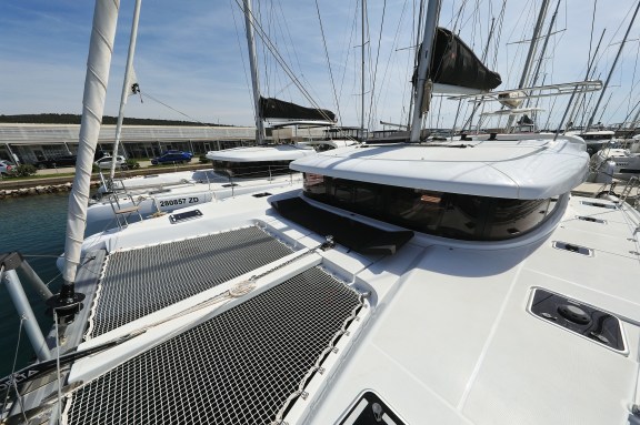 Image of Family Time yacht #12