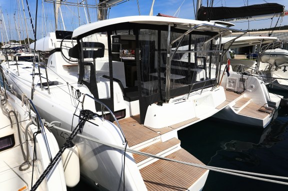 Image of Family Time yacht #24