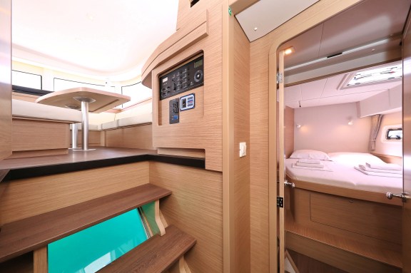 Image of Family Time yacht #33