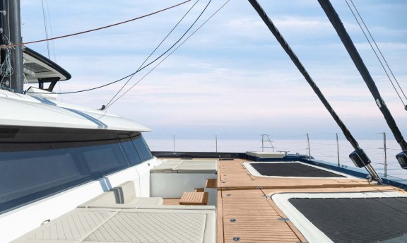 Image of Dessus yacht #12