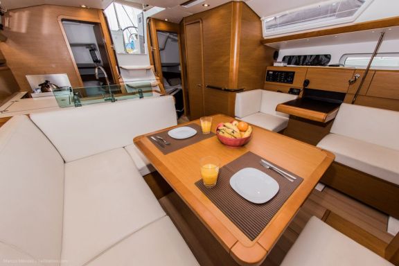 Image of Friday yacht #6