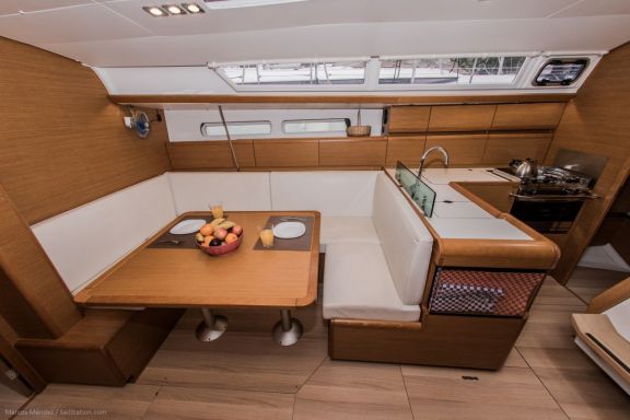 Image of Friday yacht #7