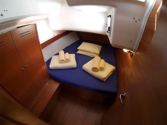 Image of Private dancer II yacht #14