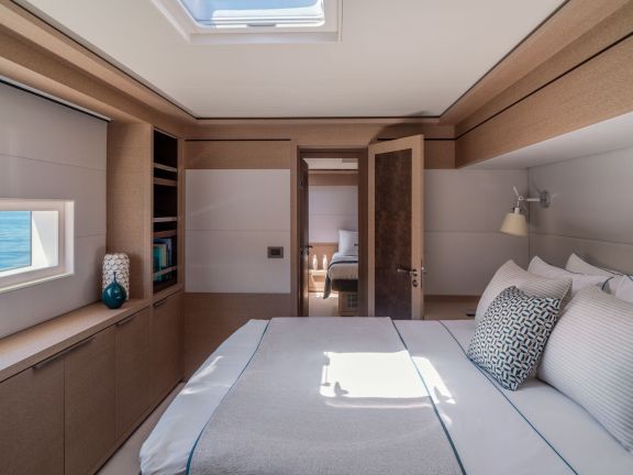 Image of Spirit of Ponant yacht #16