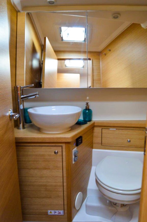 Image of Cum Ventis yacht #17