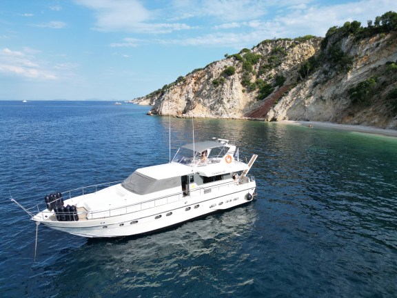 Image of Areti II yacht #2