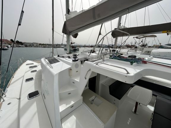 Image of Manatee yacht #6