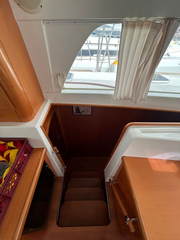 Image of Manatee yacht #17