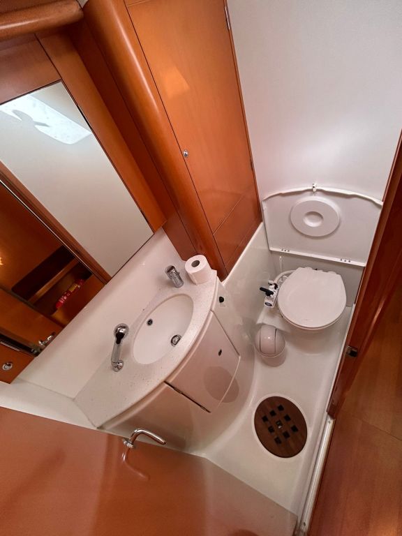 Image of Manatee yacht #27