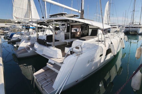 Image of Dear John yacht #3