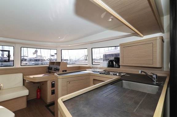 Image of Dear John yacht #20