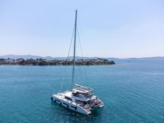 New Lagoon Sixty 5