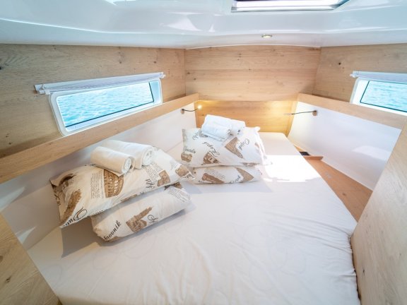 Image of Skipper’s Girl yacht #20