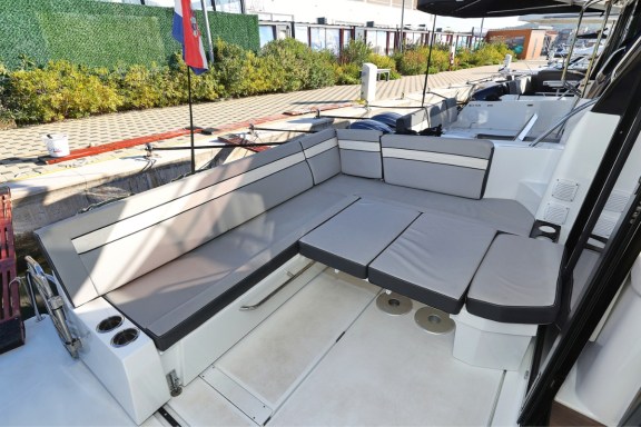 Image of Blue Horizon yacht #6