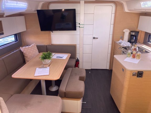 Image of Seabreeze Smile yacht #6