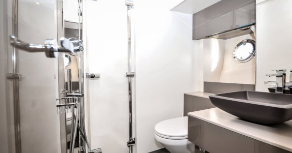 Image of Helenas yacht #11