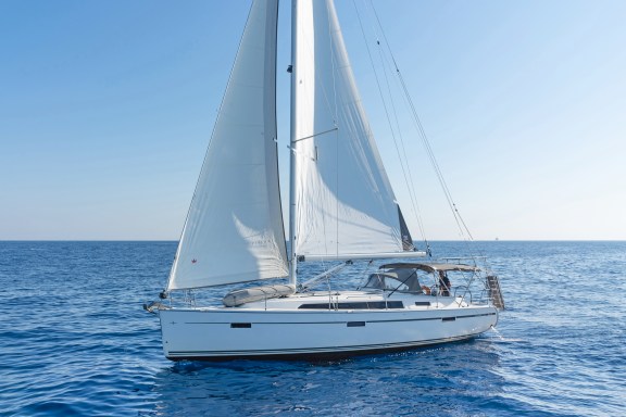 Image of Laertis yacht #3