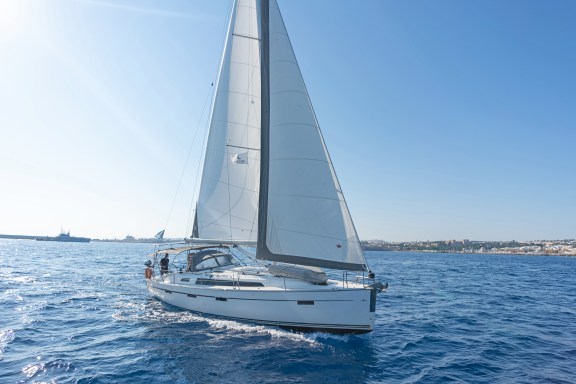 Image of Laertis yacht #6