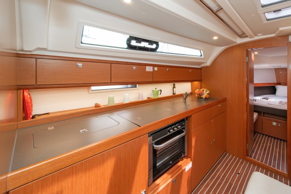 Image of Laertis yacht #11