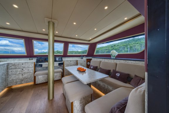 Image of Blue yacht #22