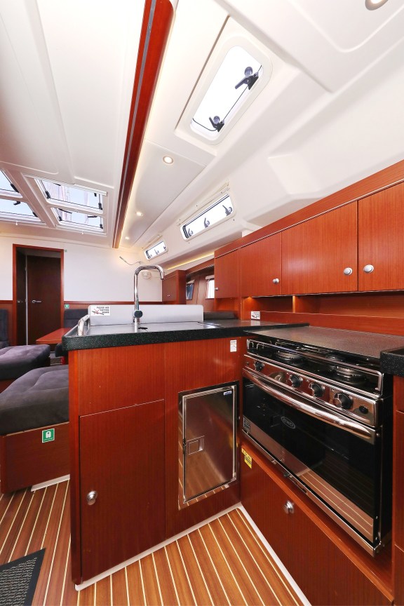 Image of Bare Necessities yacht #9