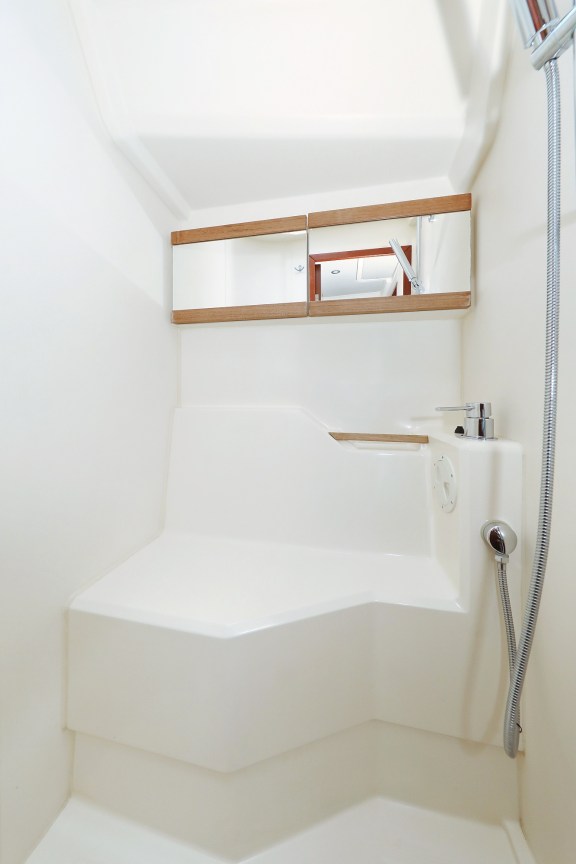 Image of Bare Necessities yacht #18