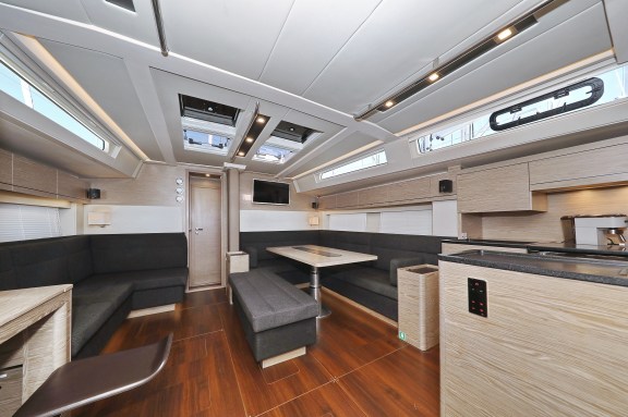 Image of Simply The Best yacht #14