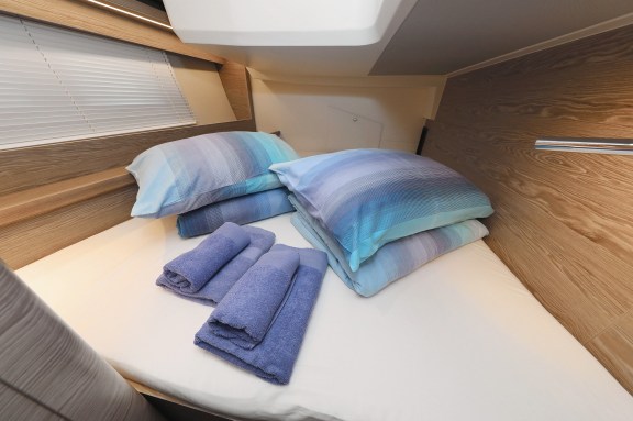 Image of Simply The Best yacht #24