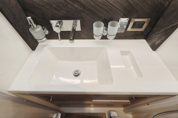 Image of Simply The Best yacht #31