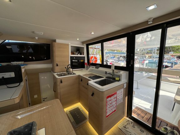 Image of Pronto Sail yacht #13