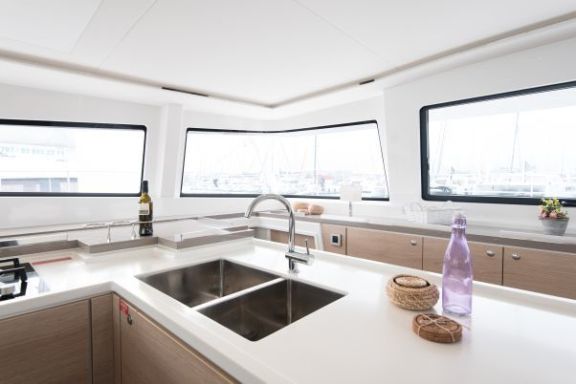 Image of DREAM TAHAA_DB yacht #9