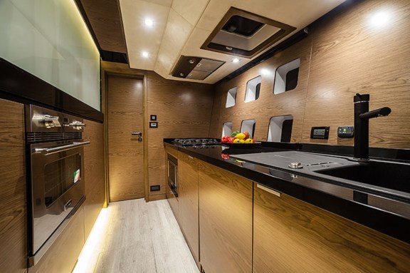 Image of Southern Lights yacht #29