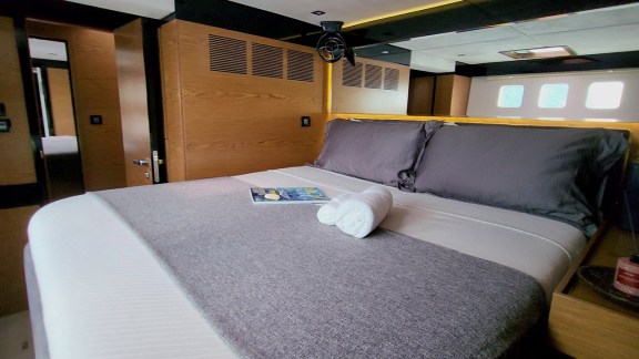 Image of Southern Lights yacht #31