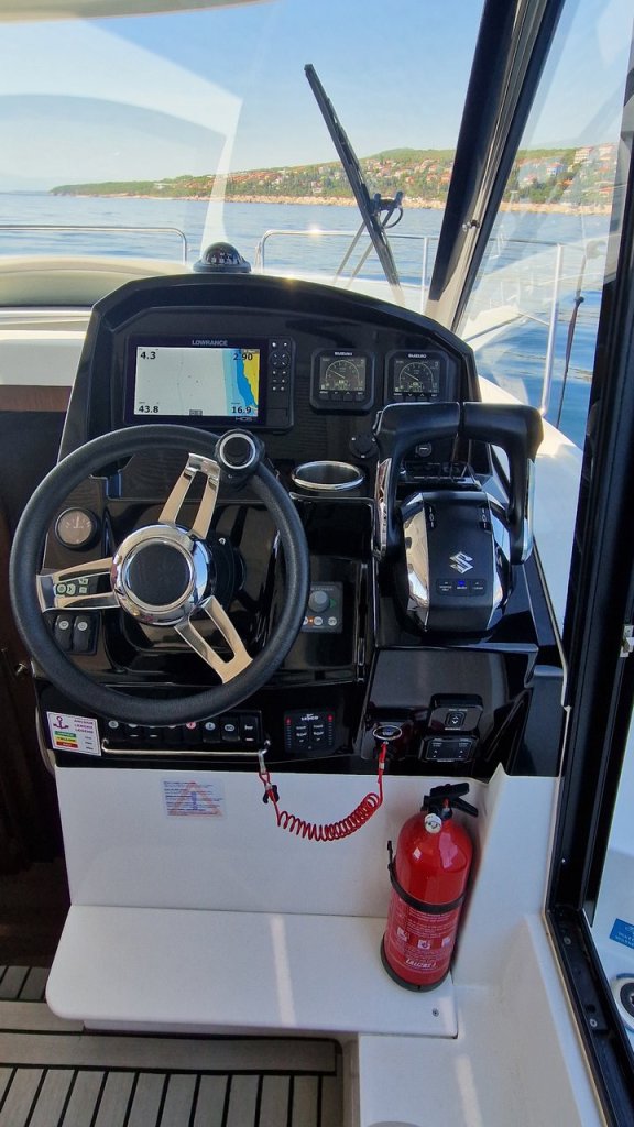 Image of Whiskey yacht #10