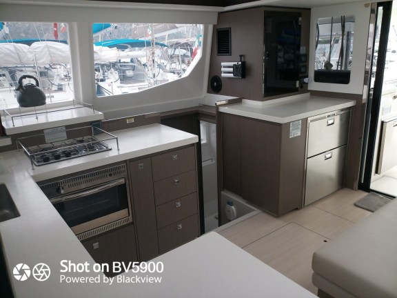 Image of Dou Reve V yacht #8